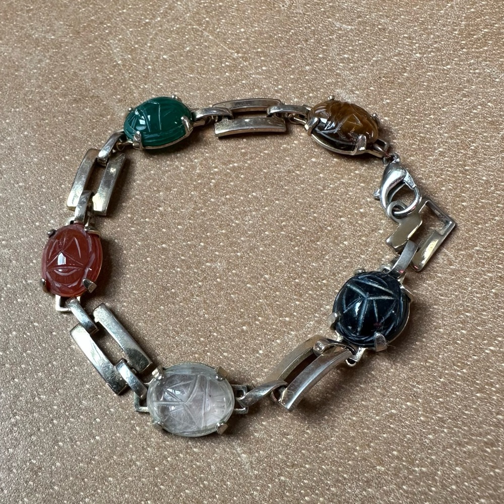 Vintage semiprecious stone scarab beetle bracelet silver green red black antique